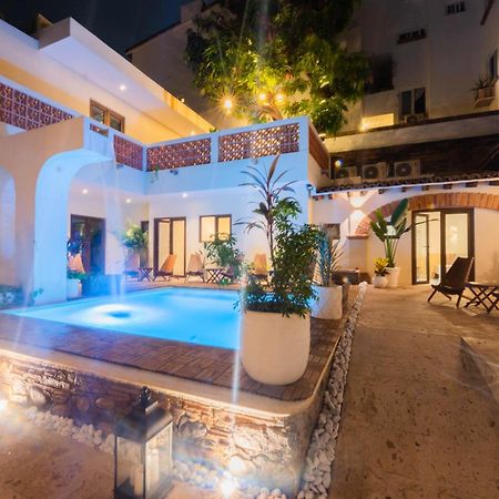 Hotel Casa Victoria Malecon - Adults Only Puerto Vallarta Exterior foto